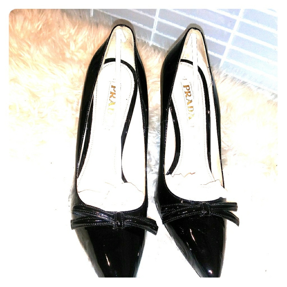 Prada Black Patent Leather 👠